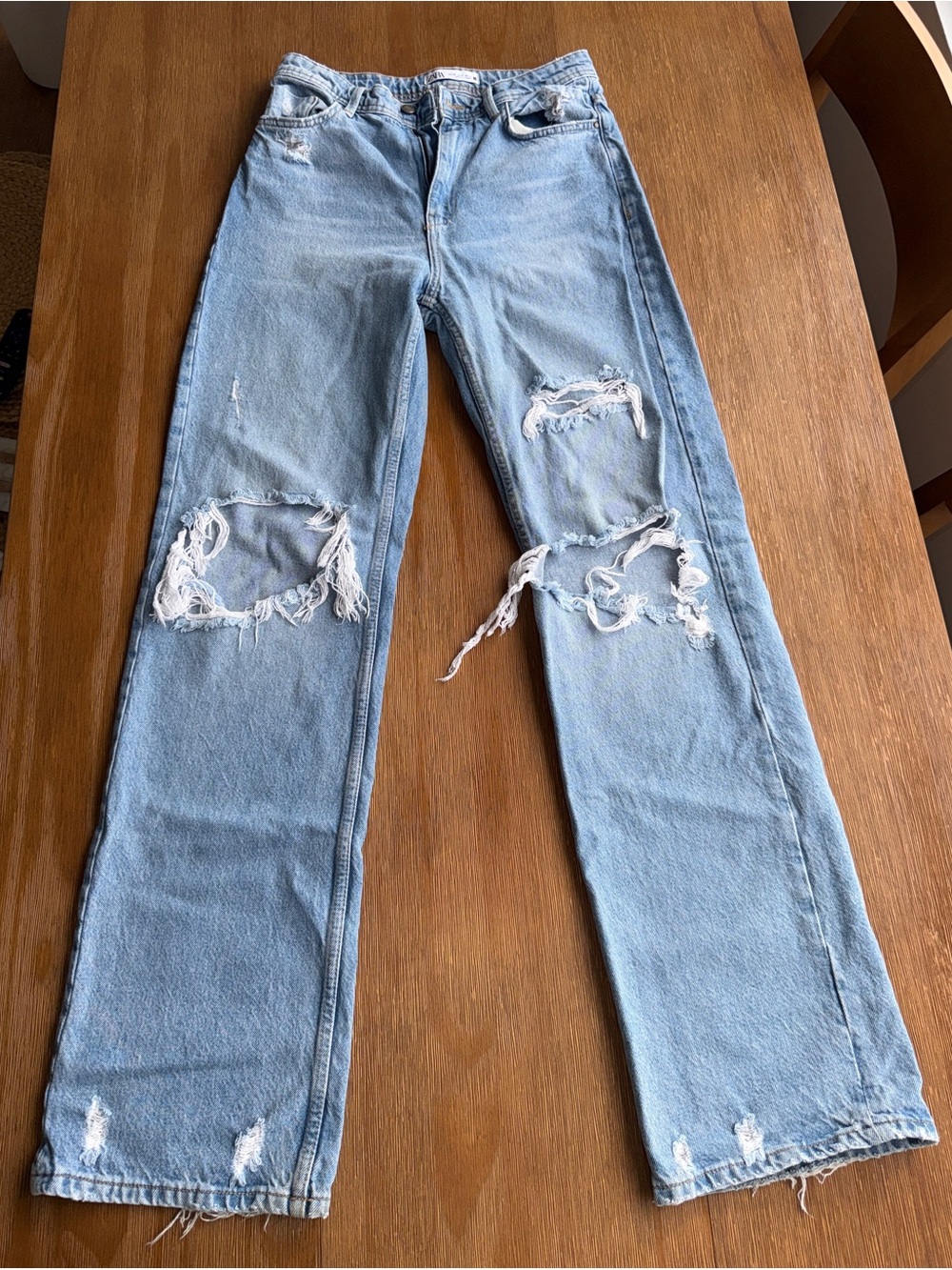 Zara Light Wash Distressed Wide Leg Jeans Womens Size 6